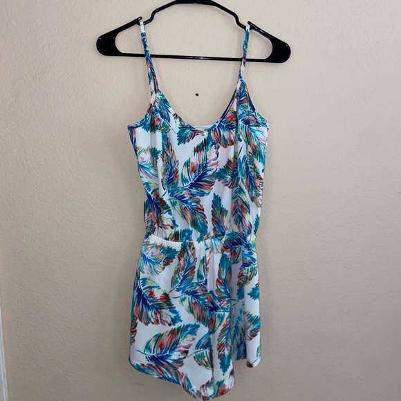 Super cute white y2k floral bottoms Linen romper goin out hipster sleeveless top - Picture 5 of 15